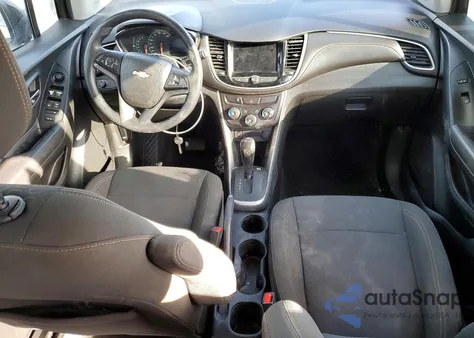 2020 Chevrolet Trax Ls z USA, uszkodzony, nr VIN KL7CJKSB7LB326341